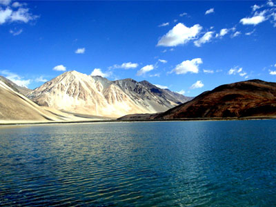 Ladakh Frozen Lake Trekking  » Click to zoom ->