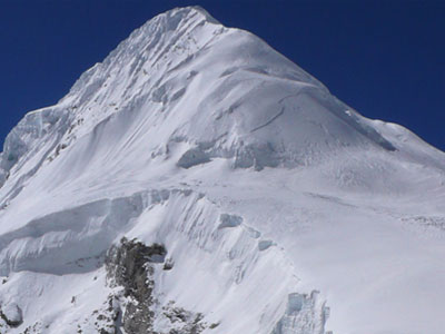 Pachermo peak Climbing  » Click to zoom ->